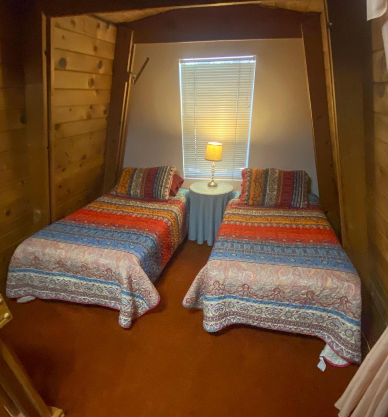 Rustic Cabin 2 - Two Bedroom Forest Lakes Estates Zewnętrze zdjęcie